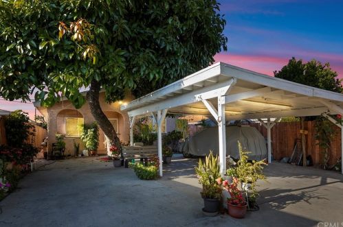 6435 Gallant St, Bell, CA 90201-5611
