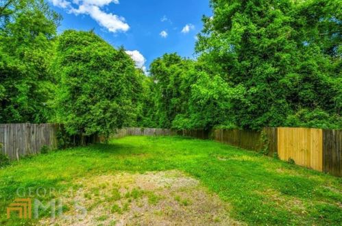 2316 Herring Rd, Atlanta GA  30311-2808 exterior