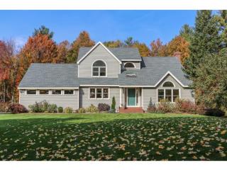 353 Amherst Rd, Manchester, NH 03110-4603