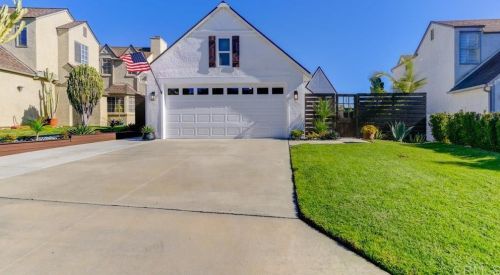 4620 Buckingham Ln, Carlsbad, CA 92010-6401