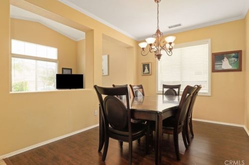 12595 Orangeblossom Ln, Riverside CA  92503-7058 exterior