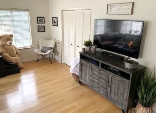 7 Woodleaf, Irvine CA  92614-7057 exterior