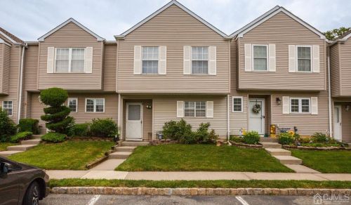 696 Darlington Dr, Old Bridge, NJ 08857-3219