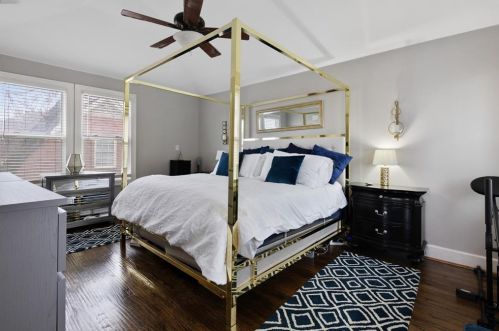 1301 Virginia Pl, Fort Worth TX  76107-2436 exterior