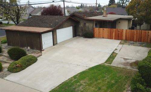 2324 Veneman Ave, Modesto, CA 95356-0421