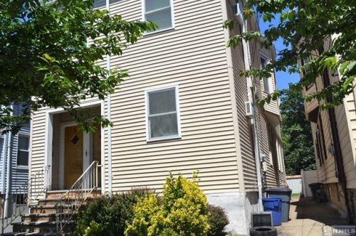 24 Palisade Ave, Outwater, NJ 07026-3108