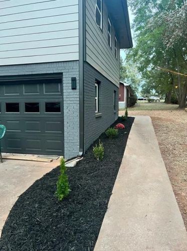 1950 Old Concord Dr, Porterdale, GA 30016-1719