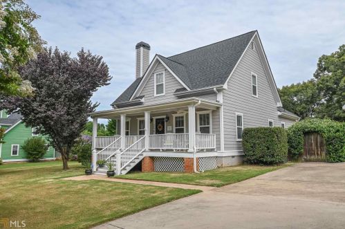 262 Brickyard Rd, Comer, GA 30629-3235