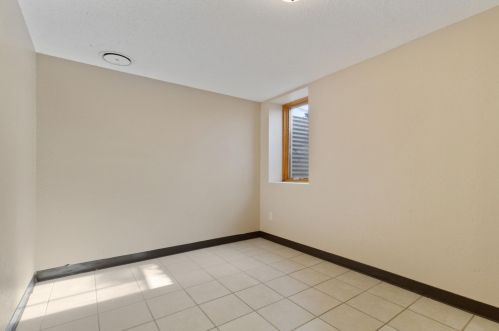 1086 Highview Dr, Saint Paul MN  55112-2418 exterior