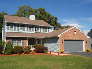 2737 Sparrow Dr, York, PA 17408-4270