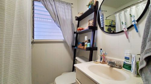 3622 Maunalei Ave, Honolulu HI  96816-2322 exterior