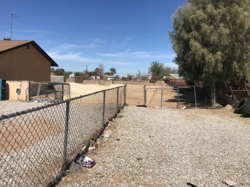 11886 White Ave, El Mirage, CA 92301-1552
