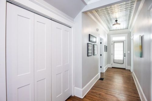 1355 Mercer Ave, Atlanta GA  30344-5010 exterior