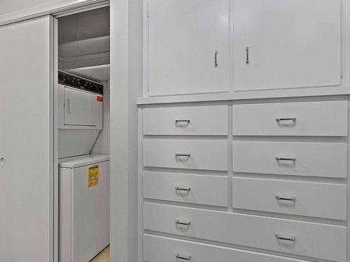 6145 Bandera Ave, Dallas TX 75225-3354 exterior