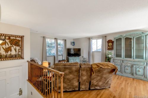 7112 Alabama Dr, Aurora CO 80232-5508 exterior