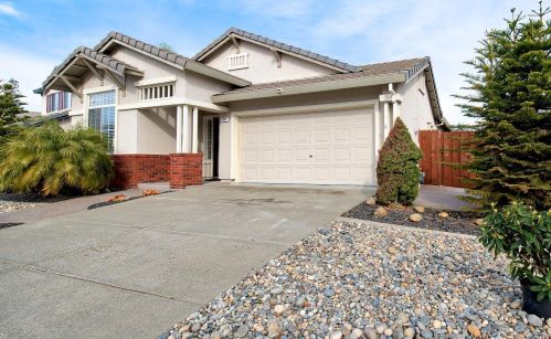944 Celestine Cir, Vacaville, CA 95687-7853