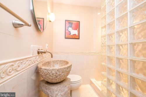 2614 Urbana Dr, Silver Spring MD 20906-5032 exterior