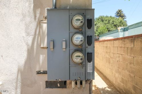 1658 Del Valle Ave, Glendale CA  91208-3106 exterior