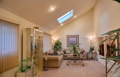 207 Throckmorton Ln, Old Bridge, NJ 08857-2137