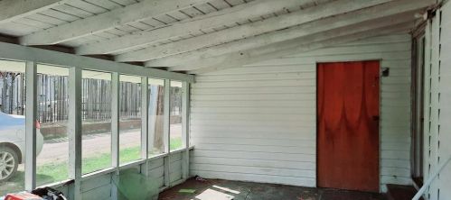 205 League St, Sulphur Springs, TX 75482-2323