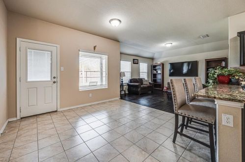 5117 Grayson Rdg Dr, Fort Worth TX  76179 exterior