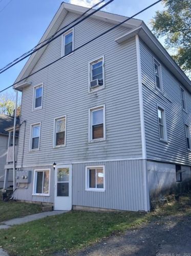 5 Flower St, Middletown, CT 06457-3811