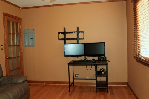 3831 Grove Ave, Brookfield IL  60513-2140 exterior