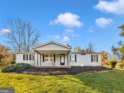 27 Bluegill Dr, Harpers Ferry WV  25425-2507 exterior