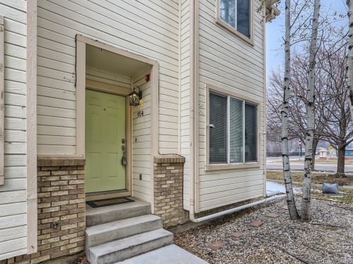 954 Monroe Ave, Loveland CO  80537-4945 exterior