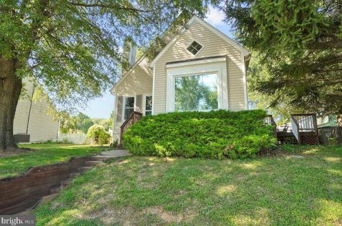 21 Vista Ave, Graceham, MD 21788-1674