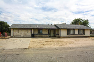 41032 162nd St, Lancaster, CA 93535-7306