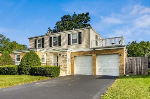 5430 Keeney St, Morton Grove, IL 60053-3512