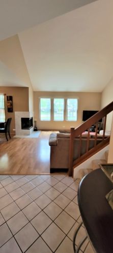 348 Wexford Ct, Carol Stream, IL 60188-6015