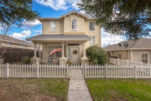 465 Valley View Dr, Valley Home, CA 95361-2765
