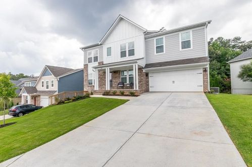 105 Greenbrier Way, Holly Springs GA  30114-5743 exterior