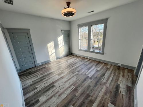 1921 Meador Ave, Atlanta GA  30315-6614 exterior