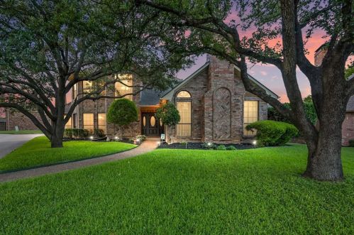 2312 Colleen Ct, Carrollton, TX 75007-2043