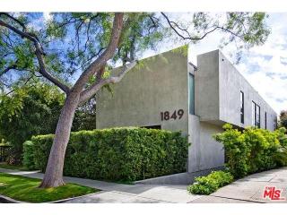 1849 Fox Hills Dr, Los Angeles CA  90025-5029 exterior