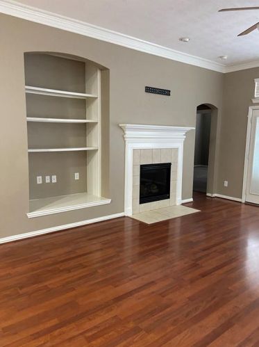 2500 Amy Lee Dr, Conroe TX  77304-5003 exterior