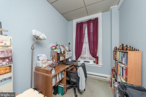 113 Walnut St, Lancaster PA  17602-2451 exterior