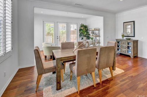328 Bronze, Irvine CA  92618-1510 exterior