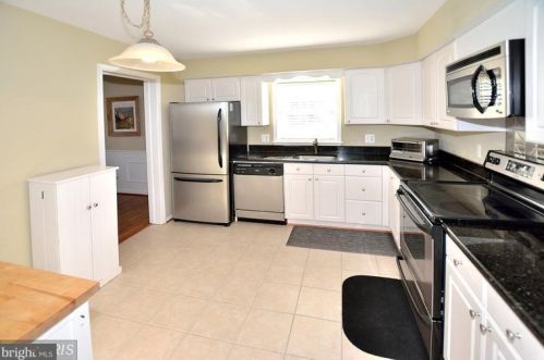 7430 Eldorado St, Mc Lean VA  22102-2906 exterior