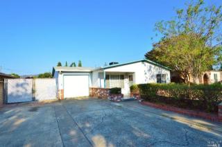 505 Pecan St, Vacaville, CA 95688-4627