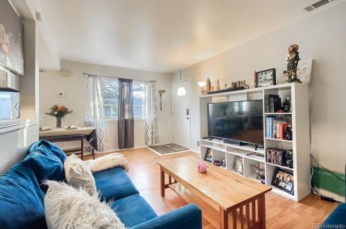 1278 Uvalda St, Denver CO  80012-4450 exterior