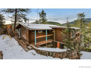 7422 Brook Forest Way, Lakewood, CO 80439