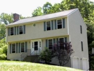 14 Bartley Hill Rd, Londonderry, NH 03053-2426