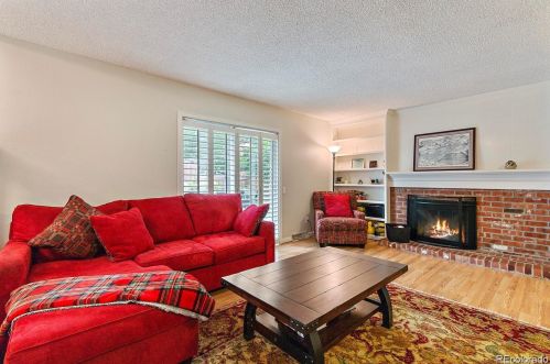 7932 Valentia St, Englewood CO 80112-3302 exterior