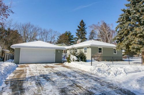 2132 County Rd F, Saint Paul MN  55110-3801 exterior