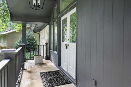 321 Forest Valley Ct, Atlanta, GA 30342-2300