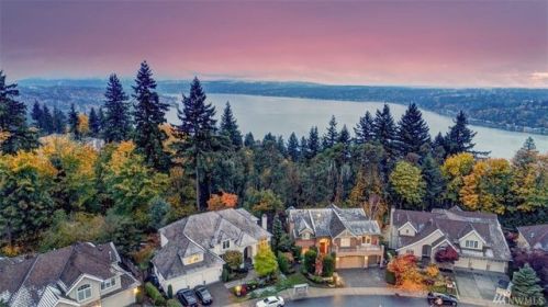 2117 204th Pl, Redmond, WA 98074-4390